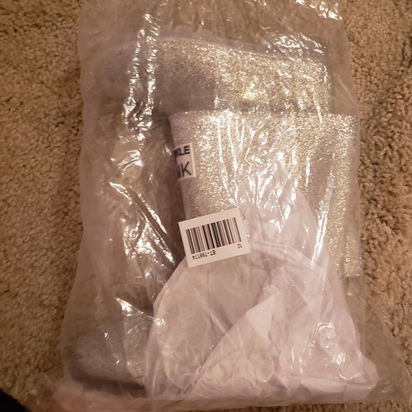 NEW silver/clear Rainboots - Picture 4 of 4